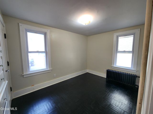 261 Altamont Avenue, Schenectady, NY 12304