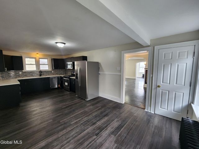 261 Altamont Avenue, Schenectady, NY 12304