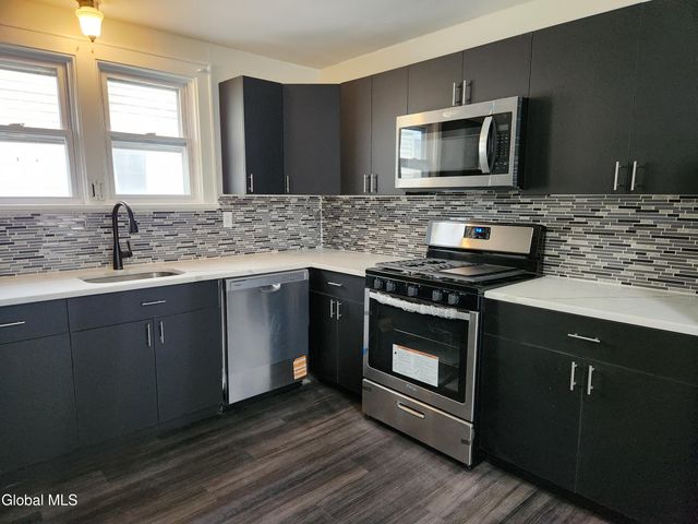 261 Altamont Avenue, Schenectady, NY 12304