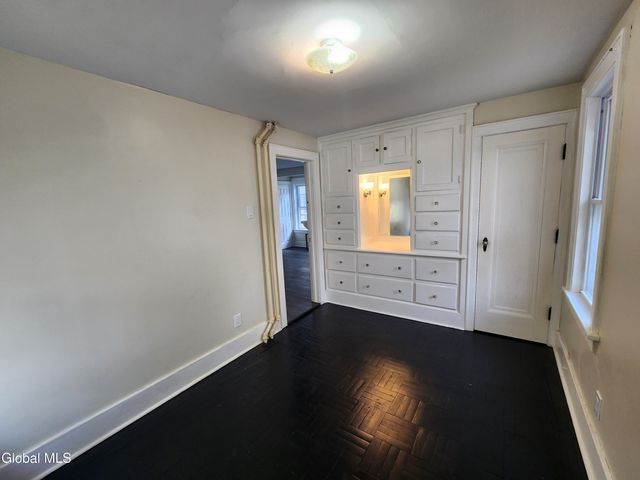 261 Altamont Avenue, Schenectady, NY 12304