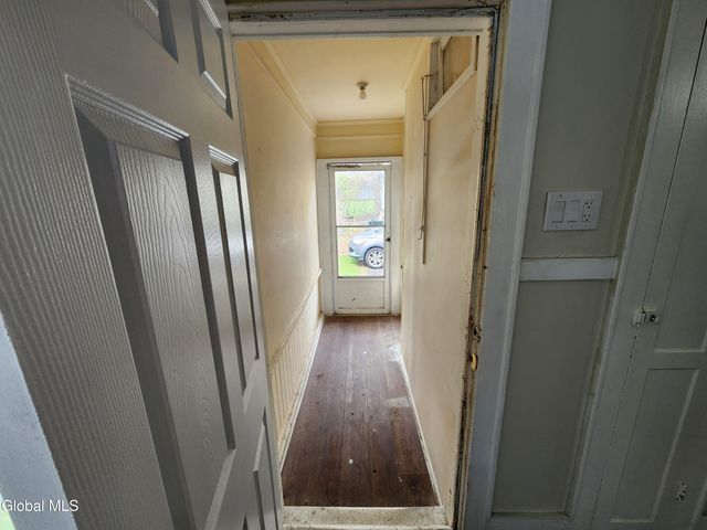 261 Altamont Avenue, Schenectady, NY 12304