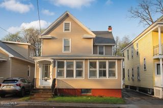 261 Altamont Avenue, Schenectady, NY 12304