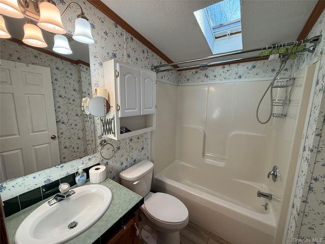 217 Brittany Terrace 217, Rock Tavern, NY 12575