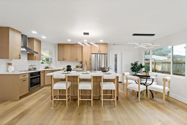 2946 Oxford Avenue, Richmond, CA 94806