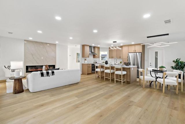 2946 Oxford Avenue, Richmond, CA 94806