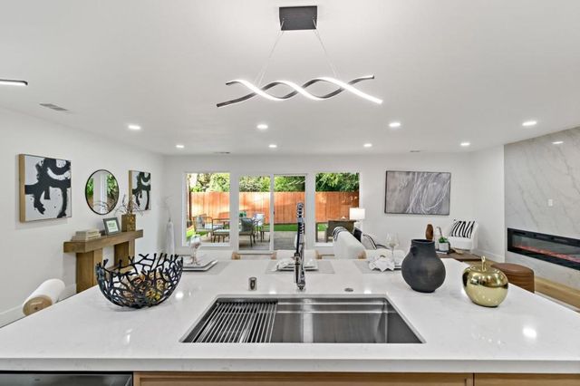 2946 Oxford Avenue, Richmond, CA 94806