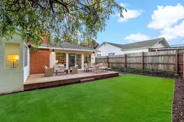 2946 Oxford Avenue, Richmond, CA 94806