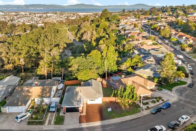 2946 Oxford Avenue, Richmond, CA 94806