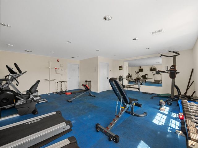 3 Cross Street 202, Suffern, NY 10901