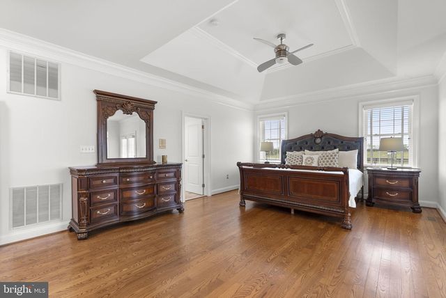 15145 LEES CROSSING LN, Leesburg, VA 20176