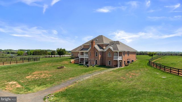 15145 LEES CROSSING LN, Leesburg, VA 20176