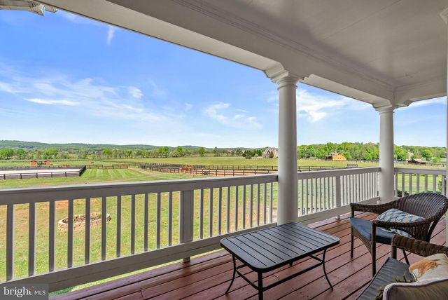 15145 LEES CROSSING LN, Leesburg, VA 20176