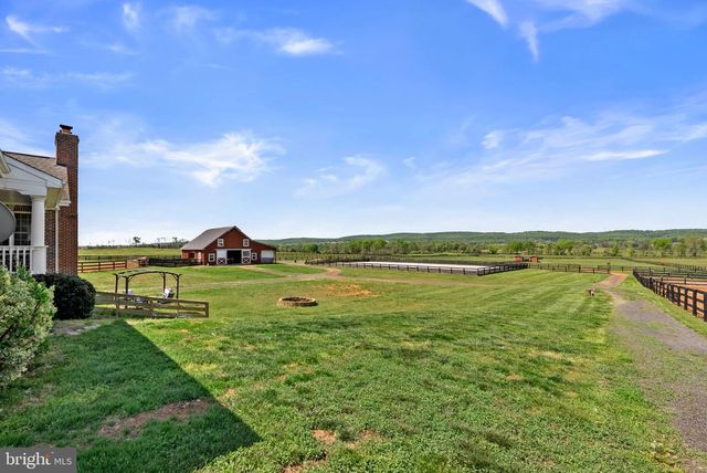 15145 LEES CROSSING LN, Leesburg, VA 20176