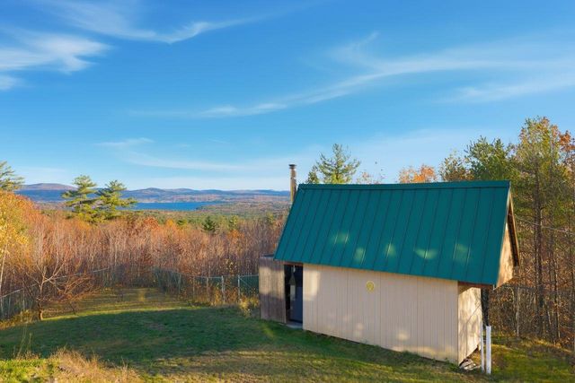 36 New Road, Meredith, NH 03253