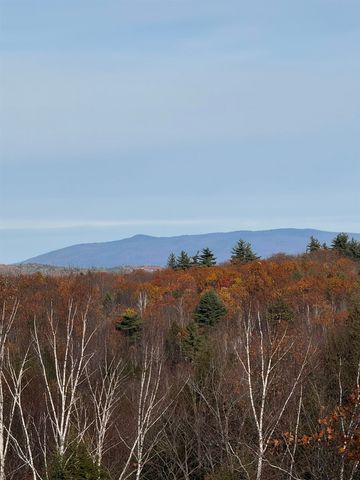 36 New Road, Meredith, NH 03253