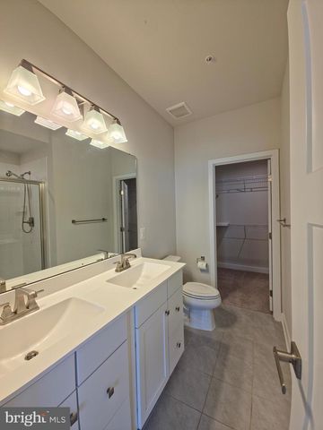 8304 GREENBELT STATION PKWY, Greenbelt, MD 20770