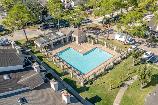 6239 Ludington Drive 22-928, Houston, TX 77035