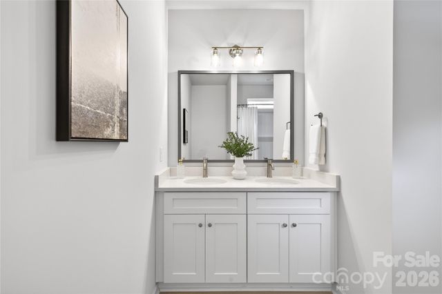 5712 Anderson Road, Charlotte, NC 28269