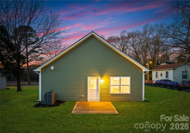 5712 Anderson Road, Charlotte, NC 28269