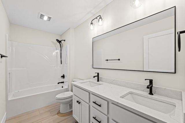 1206 Willowgrove Lane, Mahomet, IL 61853