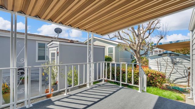 499 Millpond Drive 499, San Jose, CA 95125