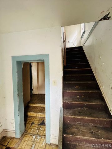 25 North Central Avenue E, Buffalo, NY 14212