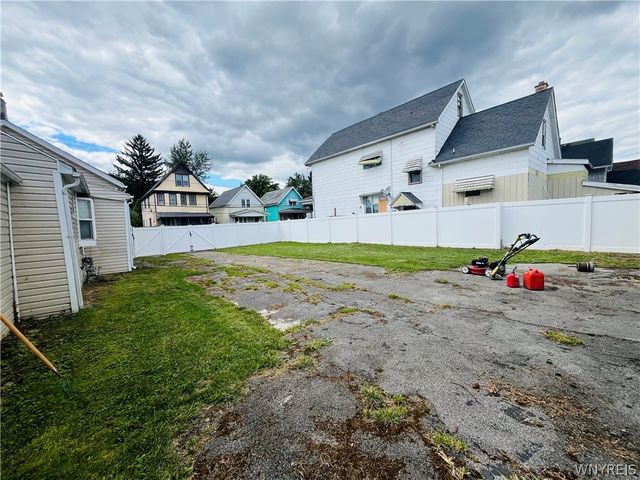 25 North Central Avenue E, Buffalo, NY 14212