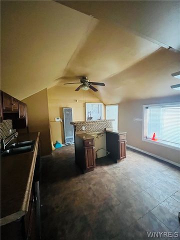 25 North Central Avenue E, Buffalo, NY 14212