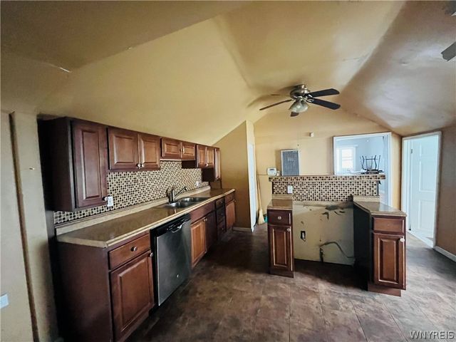 25 North Central Avenue E, Buffalo, NY 14212