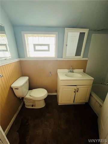 25 North Central Avenue E, Buffalo, NY 14212