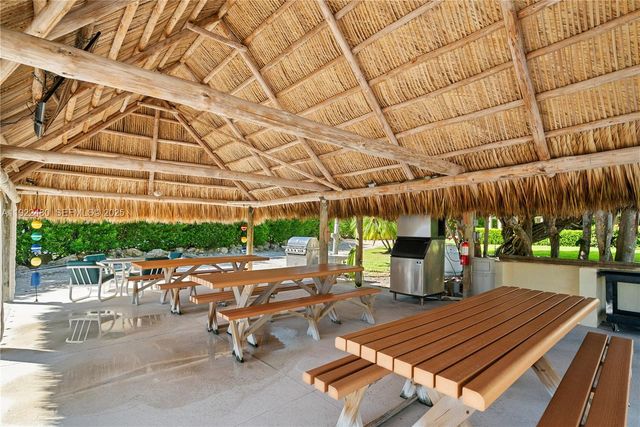 87851 Old Hwy M24, Islamorada, FL 33036