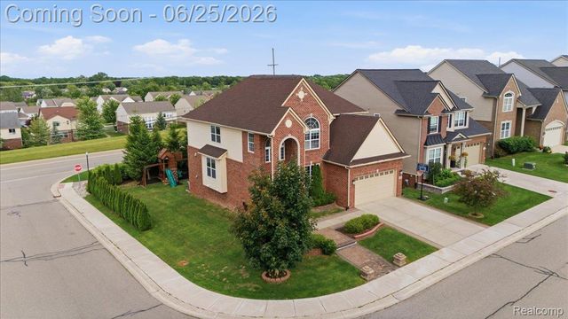 4810 E Stonegate Circle, Orion Charter Township, MI 48359