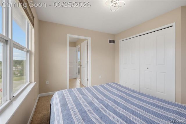 4810 E Stonegate Circle, Orion Charter Township, MI 48359
