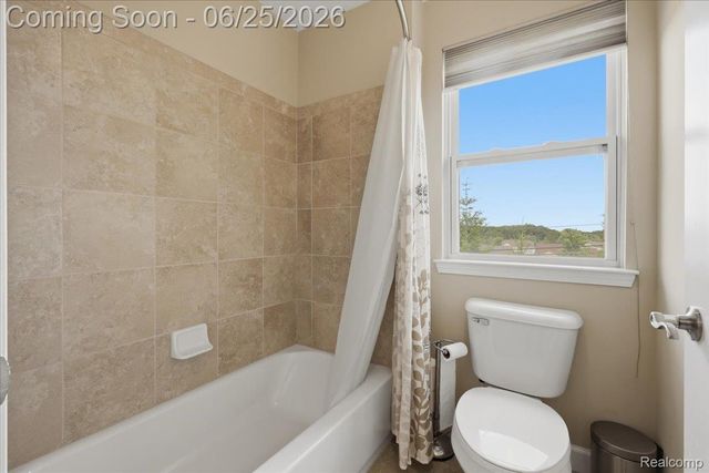 4810 E Stonegate Circle, Orion Charter Township, MI 48359