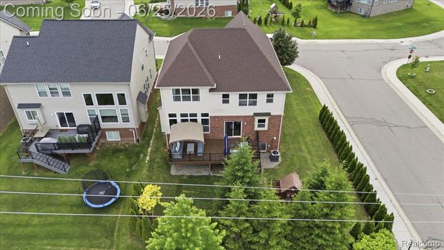 4810 E Stonegate Circle, Orion Charter Township, MI 48359