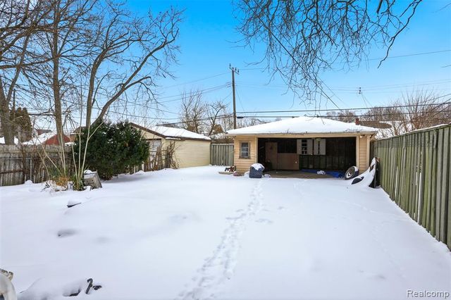 17224 Runyon Street, Detroit, MI 48234