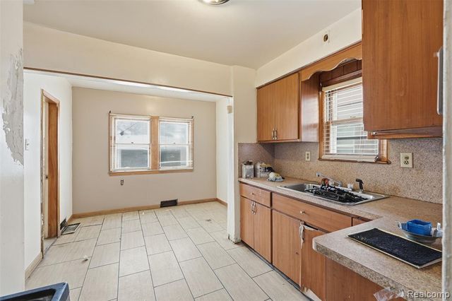 17224 Runyon Street, Detroit, MI 48234