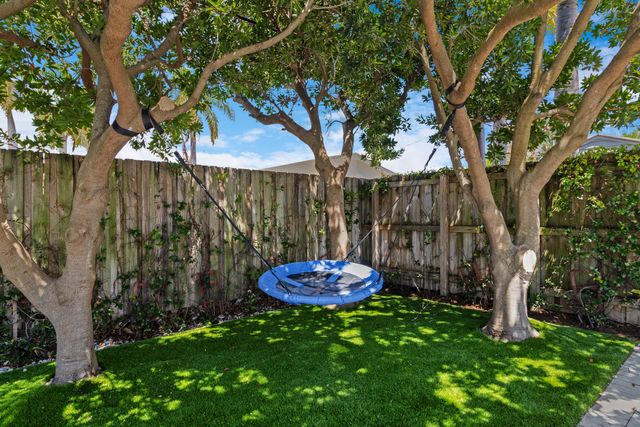 4201 NE 29TH Avenue, Fort Lauderdale, FL 33308
