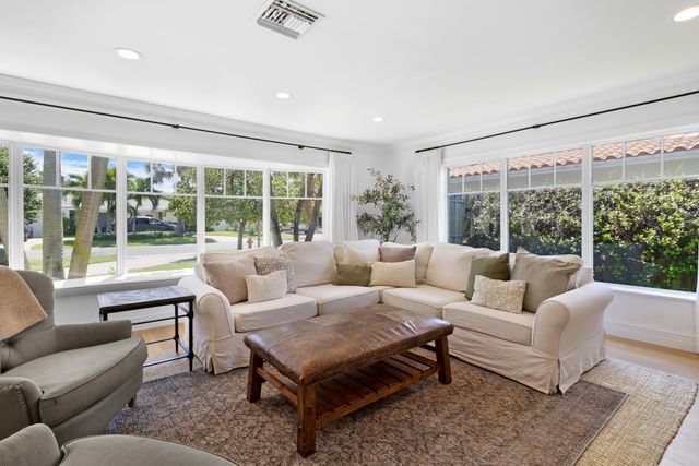 4201 NE 29TH Avenue, Fort Lauderdale, FL 33308