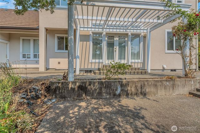 4021 Patrick Court SE, Olympia, WA 98501