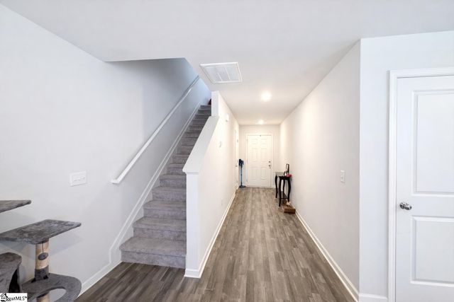 727 Wayfinder Run, Inman, SC 29349