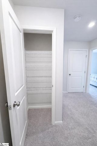 727 Wayfinder Run, Inman, SC 29349