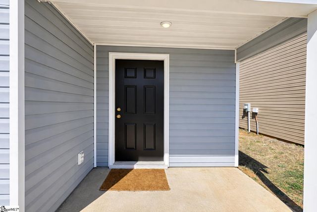 727 Wayfinder Run, Inman, SC 29349