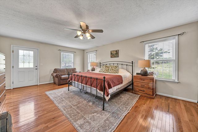 1757 Daniels Run RD NE, Check, VA 24072