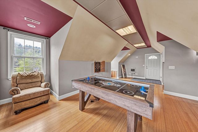 1757 Daniels Run RD NE, Check, VA 24072