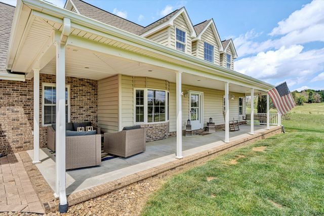 1757 Daniels Run RD NE, Check, VA 24072