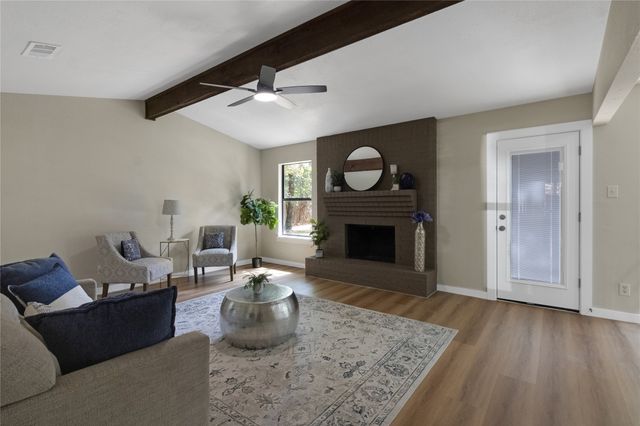 908 Red Oak Street, Azle, TX 76020