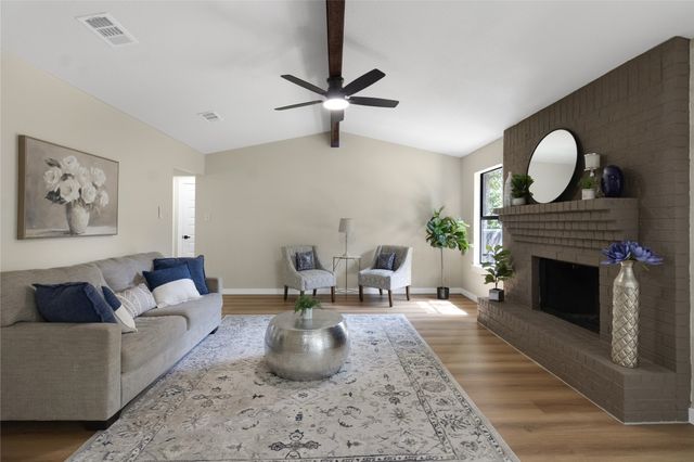 908 Red Oak Street, Azle, TX 76020
