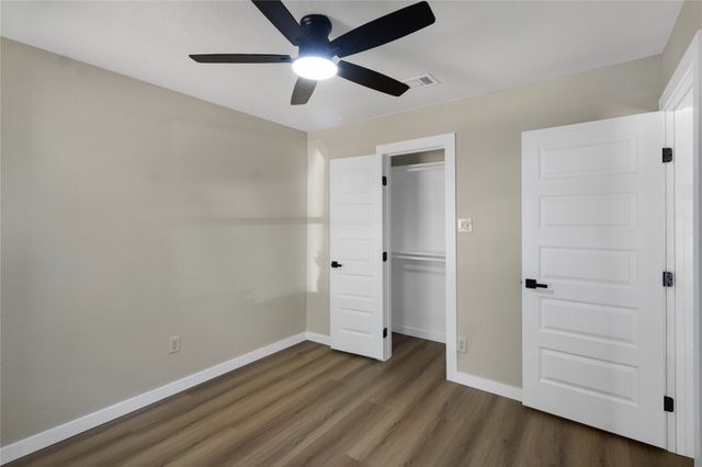 908 Red Oak Street, Azle, TX 76020