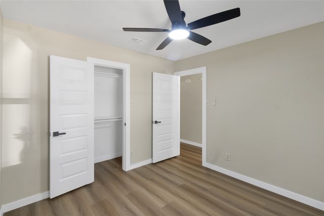 908 Red Oak Street, Azle, TX 76020